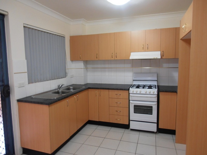 4/180-184  chapel rd (South), Bankstown NSW 2200