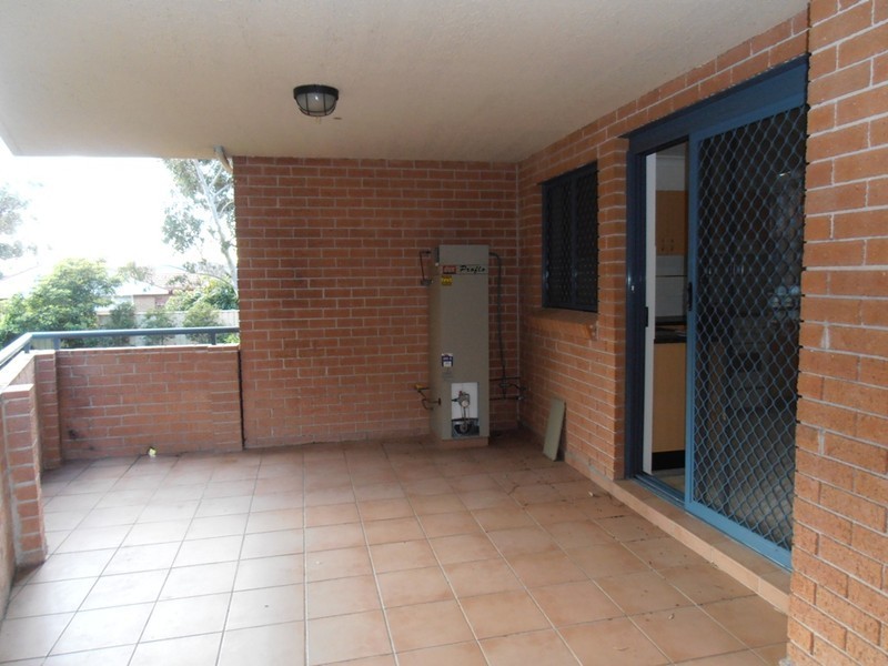 4/180-184  chapel rd (South), Bankstown NSW 2200