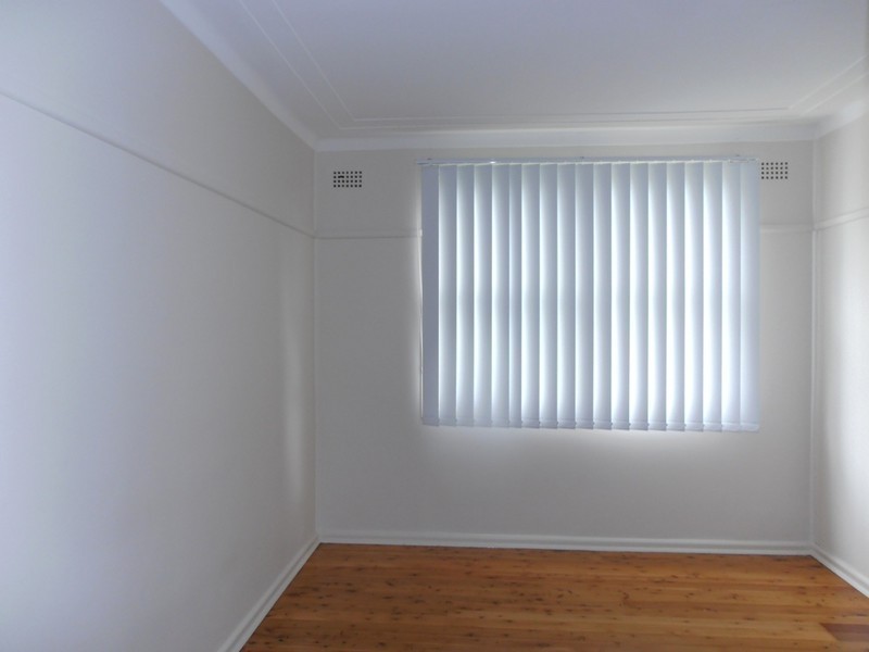 8 LAVERACK CRESCENT SOUTH, Granville NSW 2142