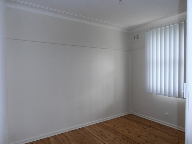 8 LAVERACK CRESCENT SOUTH, Granville NSW 2142