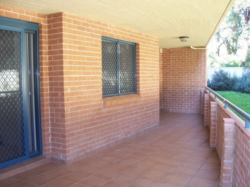 4/180-184 Chapel Rd (South), Bankstown NSW 2200