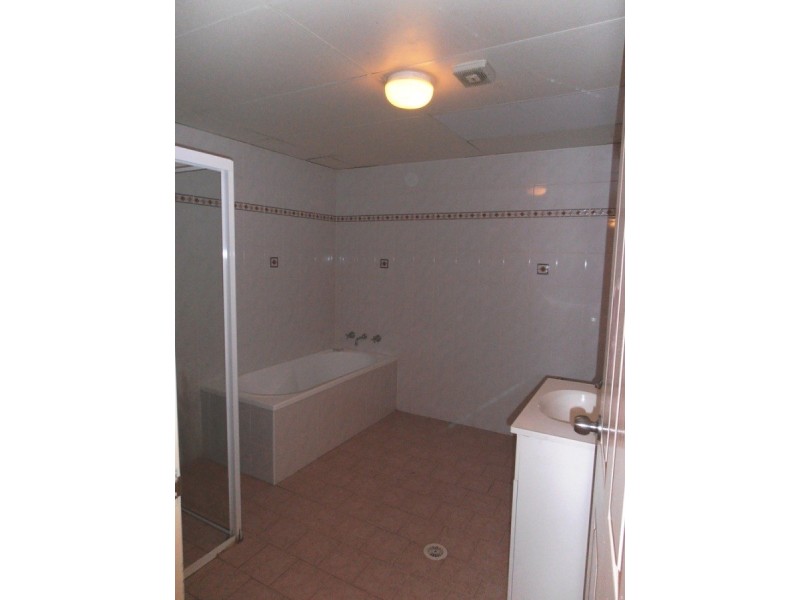 4/180-184 Chapel Rd (South), Bankstown NSW 2200