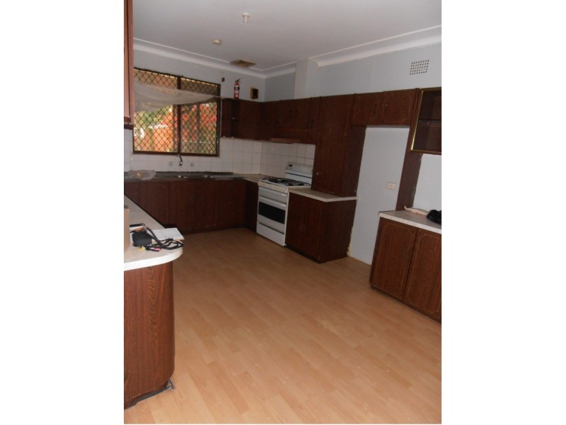 2 CHESTNUT ROAD, Auburn NSW 2144