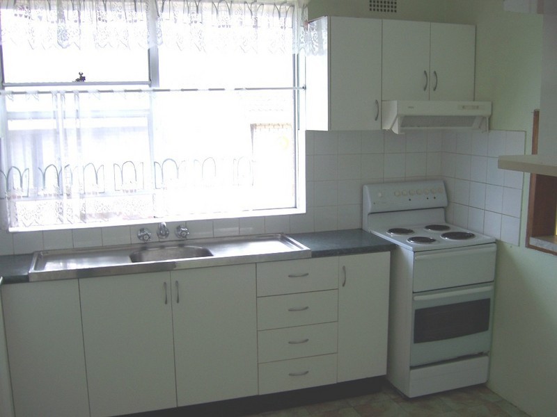 11/14-16  KERR PARADE, Auburn NSW 2144