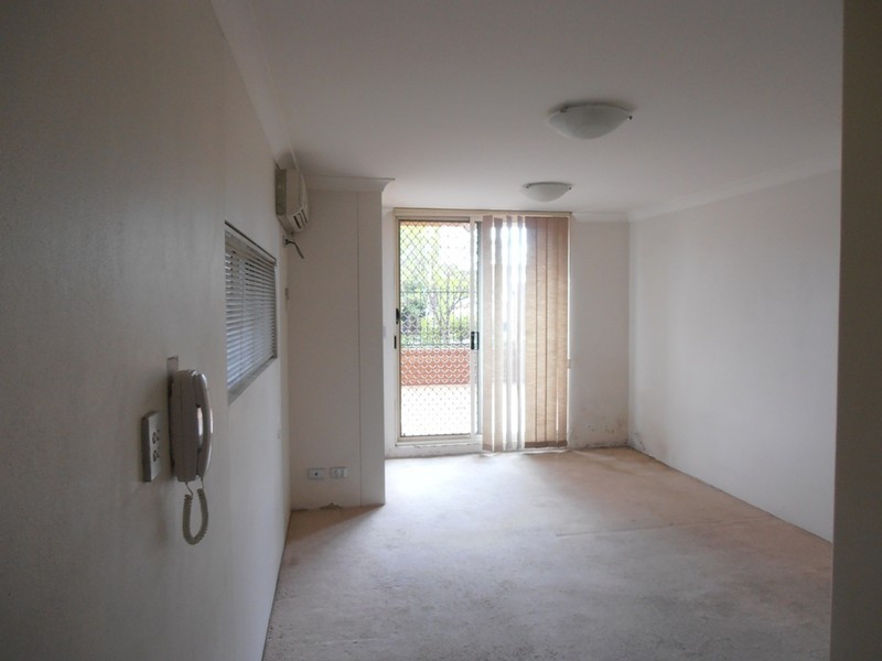 1/2 MACQUARIE ROAD, Auburn NSW 2144