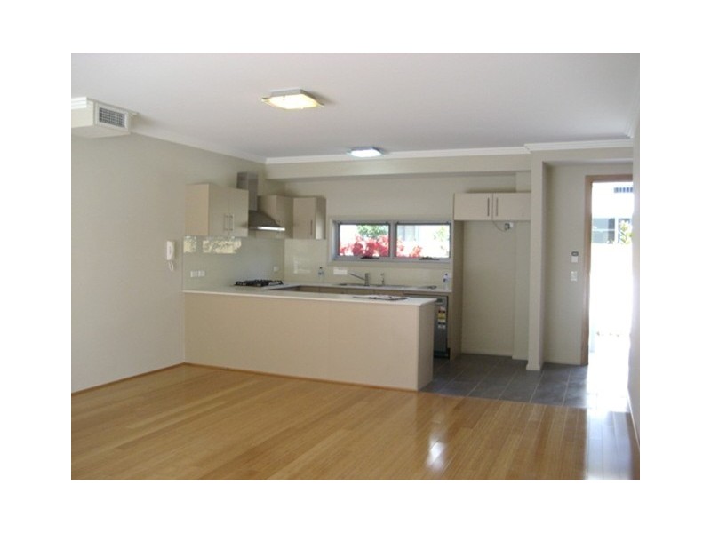 1 IVY STREET, Botany NSW 2019