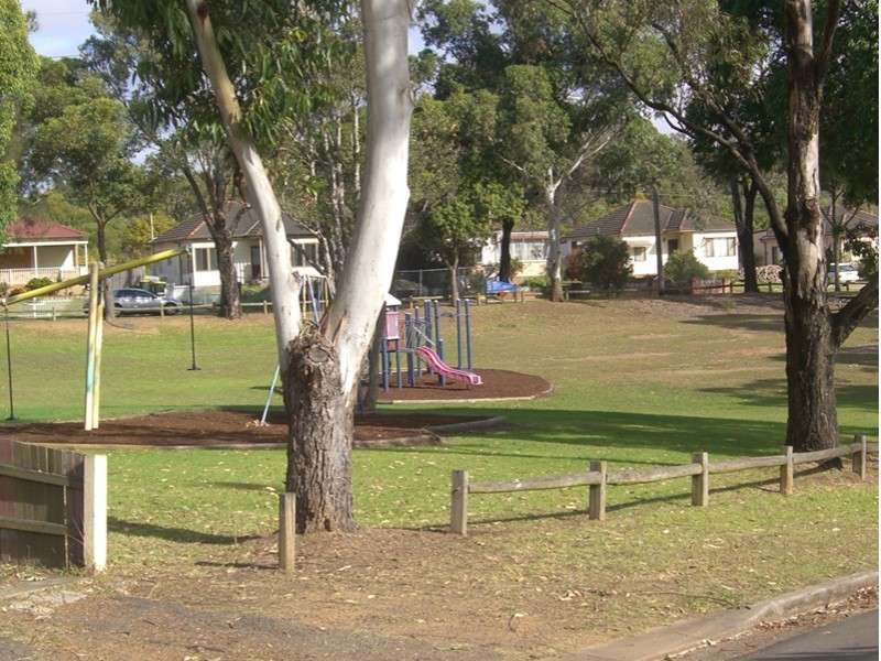 29 CUTCLIFFE AVE, Regents Park NSW 2143