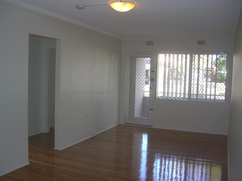 1/21 FOURTH AVENUE, Campsie NSW 2194