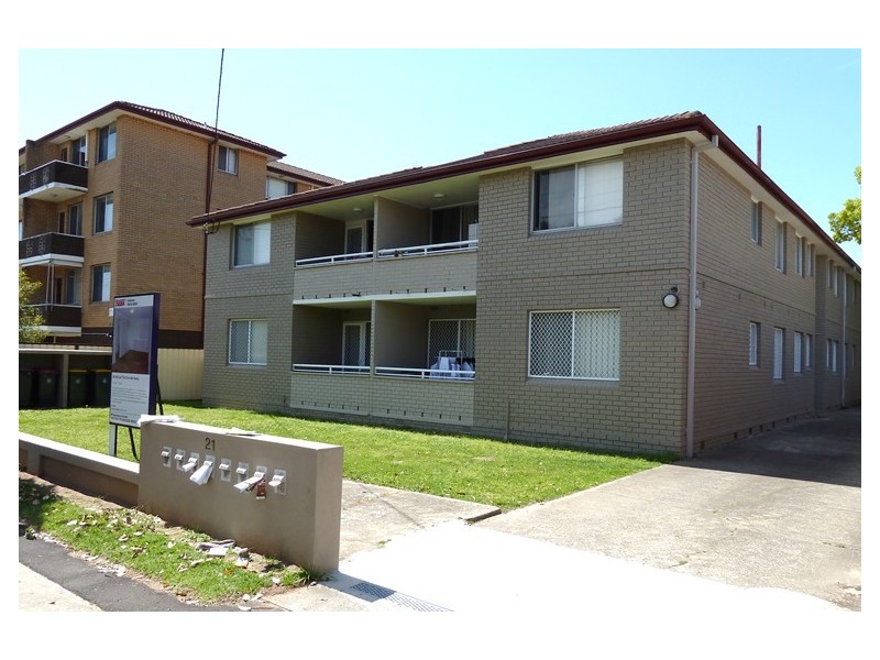 2/21 Fourth Avenue, Campsie NSW 2194