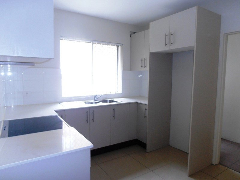 2/21 Fourth Avenue, Campsie NSW 2194