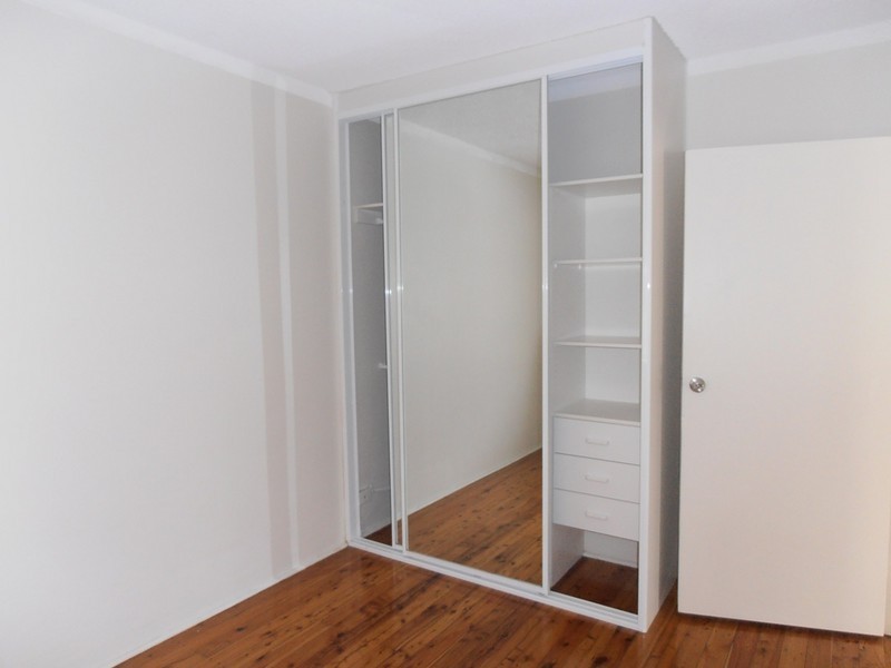 2/21 Fourth Avenue, Campsie NSW 2194