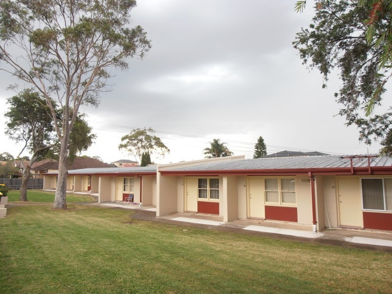 27 BORONIA STREET, South Granville NSW 2142