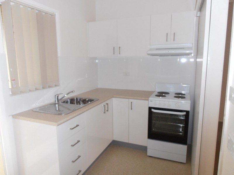 27 BORONIA STREET, South Granville NSW 2142