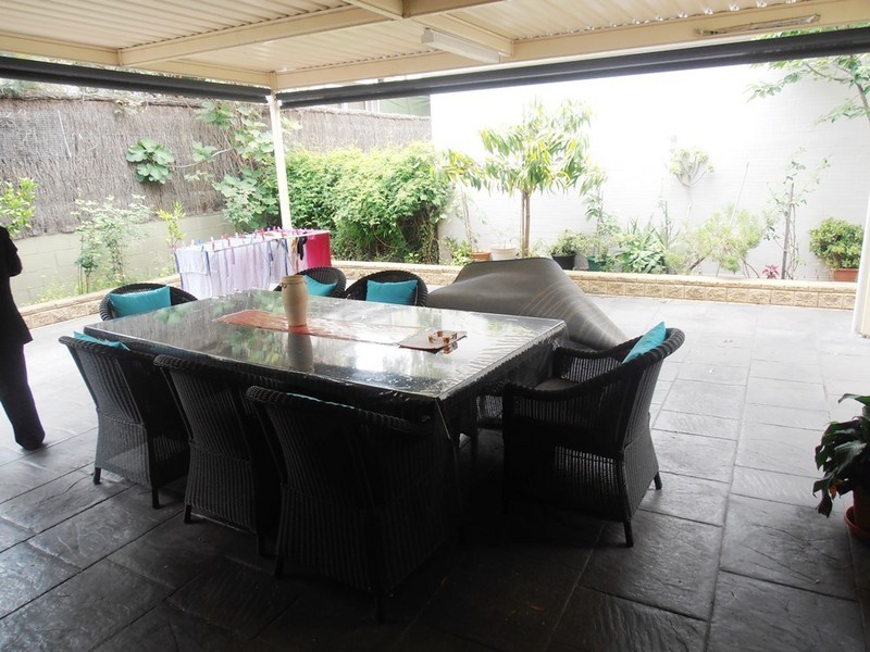 32  NEWINTON BOULEVARD, Newington NSW 2127