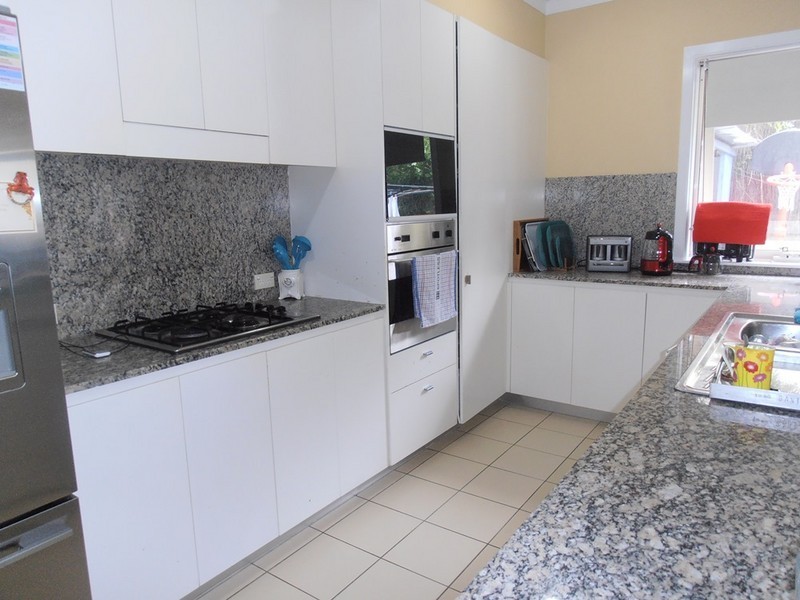 32  NEWINTON BOULEVARD, Newington NSW 2127