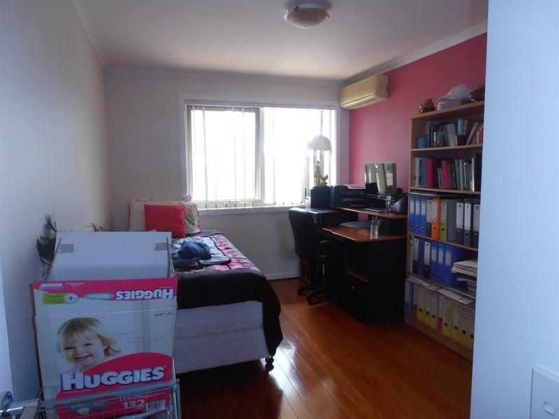 32  NEWINTON BOULEVARD, Newington NSW 2127