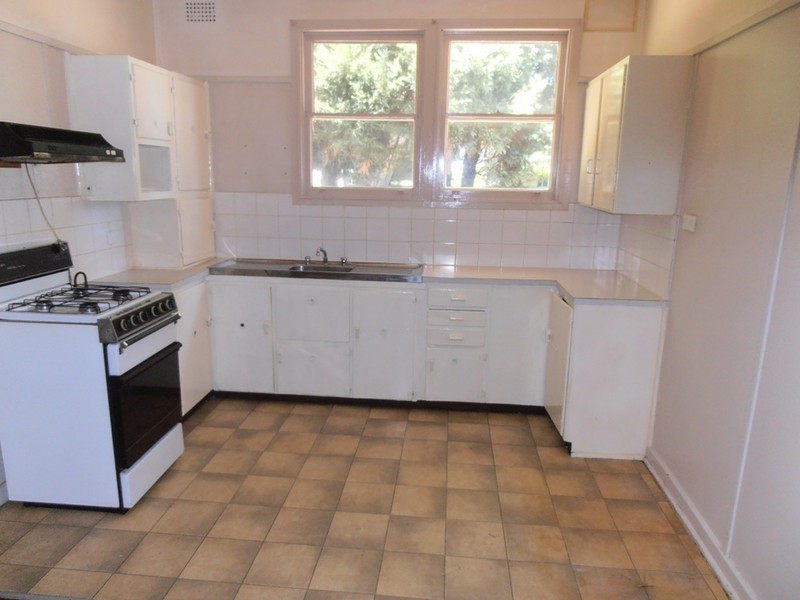 257 CLYDE ST, Granville NSW 2142