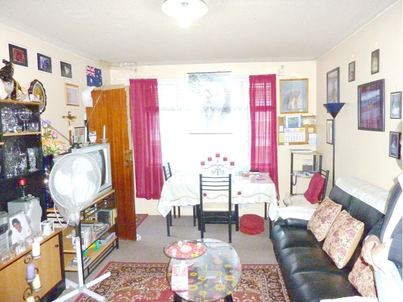 8/71  MACQUARIE ROAD, Auburn NSW 2144