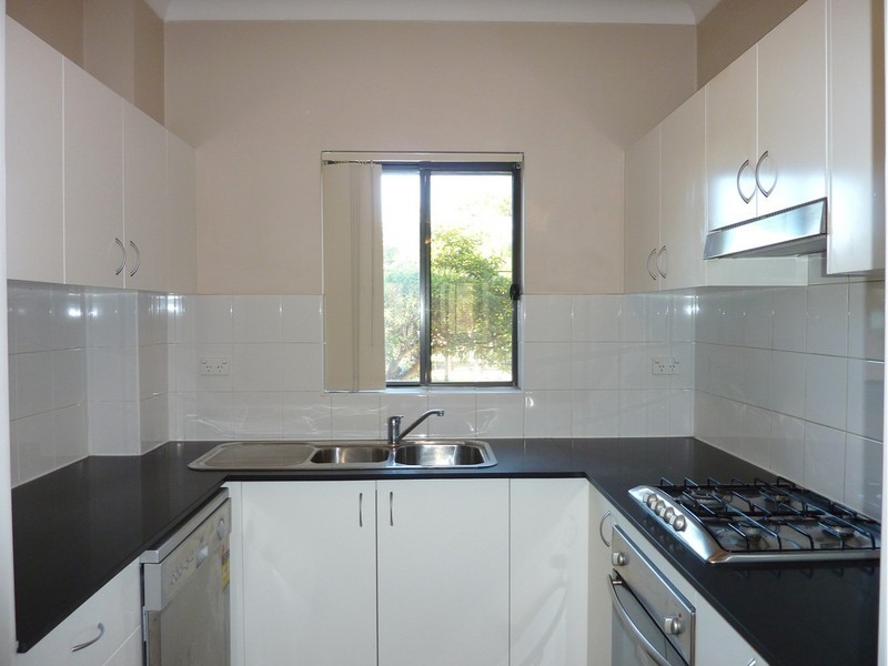 22/9-17  EASTBOURNE ROAD, Homebush West NSW 2140