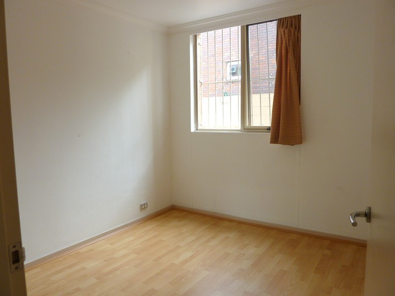 9 176 SOUTH PARADE, Auburn NSW 2144