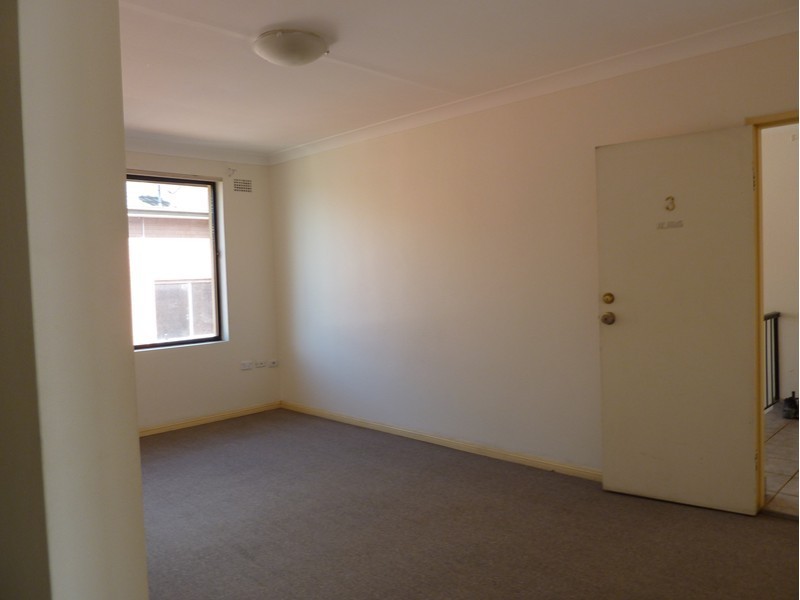 3/94  STATION ROAD, Auburn NSW 2144