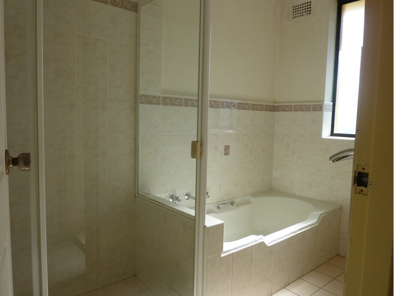 3/94  STATION ROAD, Auburn NSW 2144