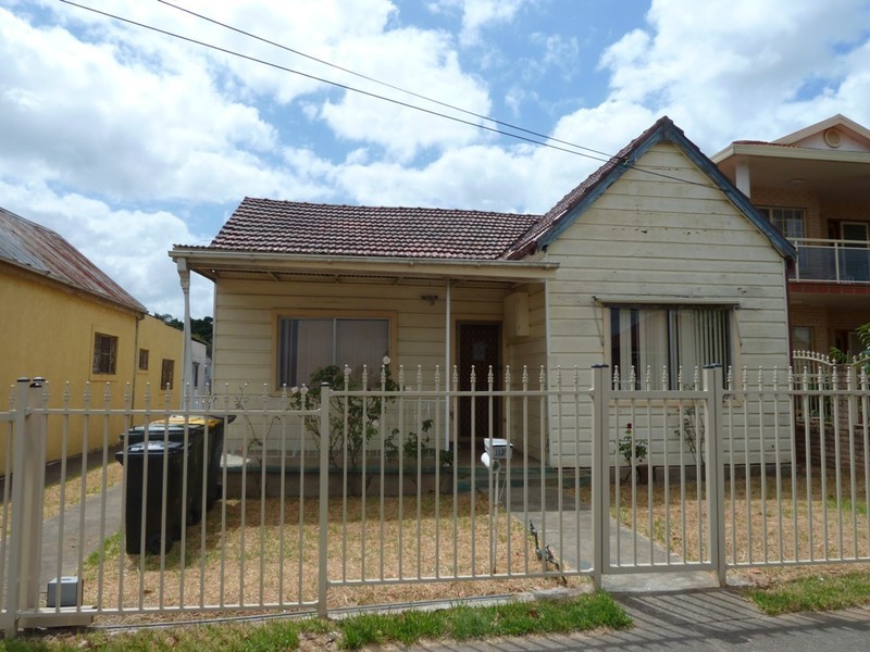 112 HARROW ROAD, Auburn NSW 2144