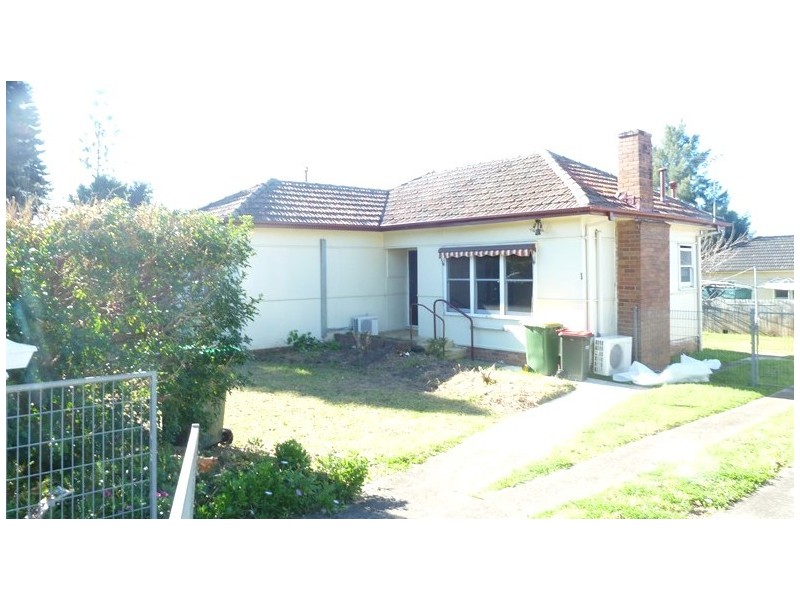 1 GORDON AVE, Granville NSW 2142