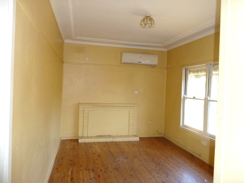 1 GORDON AVE, Granville NSW 2142