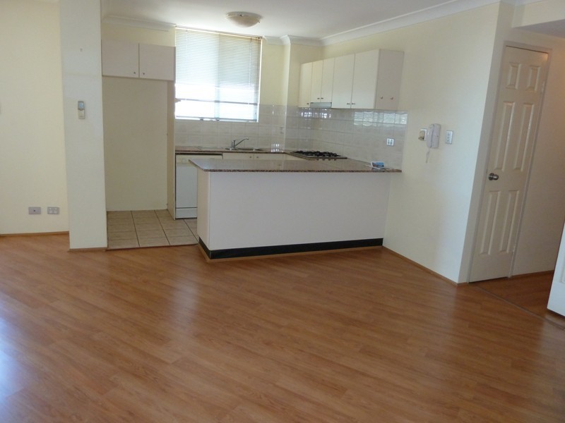 48/2  MACQUARIE, Auburn NSW 2144