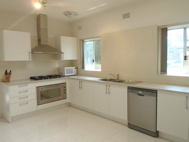 24 WAYLAND AVE, Lidcombe NSW 2141