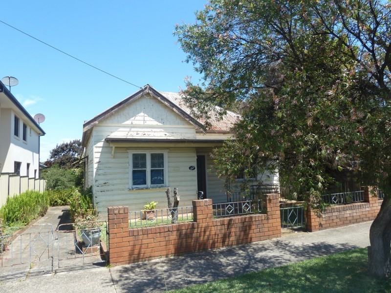 32 UNION RD, Auburn NSW 2144