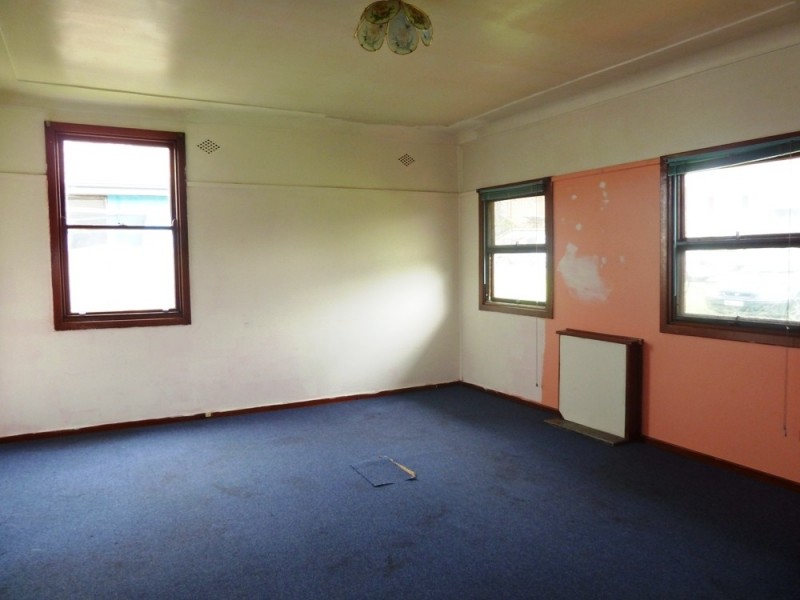 54 RANDOLPH ST, Guildford NSW 2161