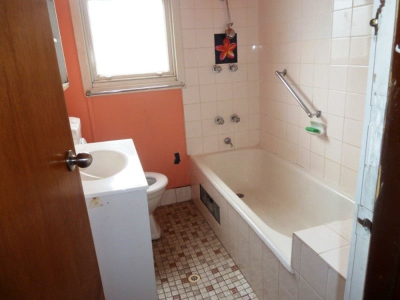 54 RANDOLPH ST, Guildford NSW 2161