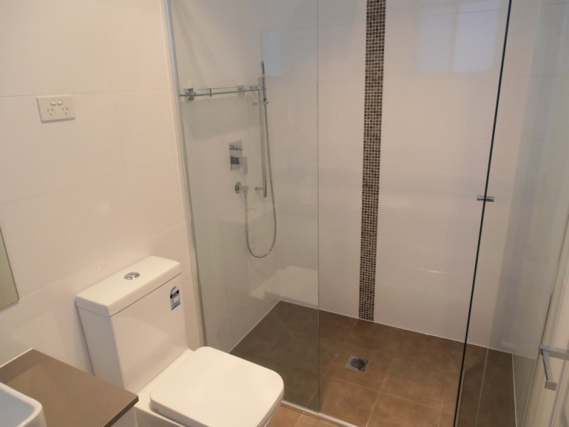 2b Meakin Crescent, Chester Hill NSW 2162