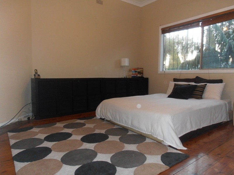 27 Hampstead Road, Auburn NSW 2144