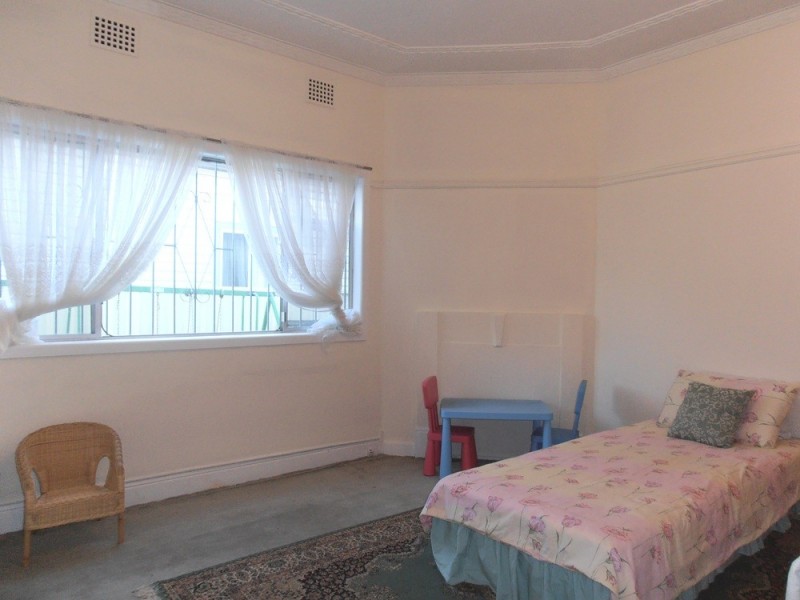 27 Hampstead Road, Auburn NSW 2144