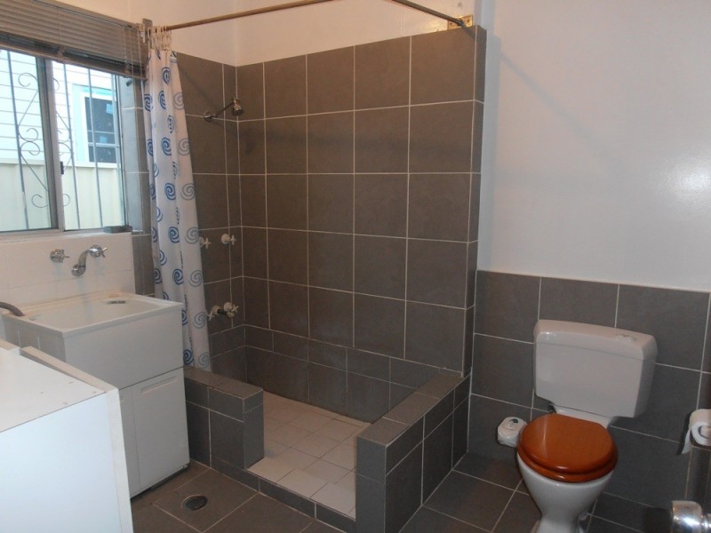 27 Hampstead Road, Auburn NSW 2144