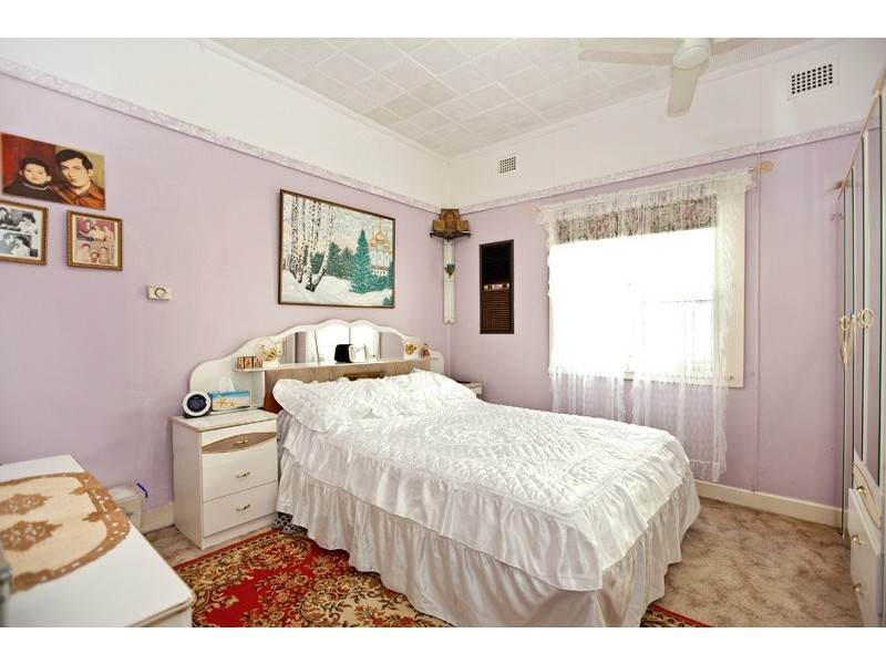 44 Gordon Road, Auburn NSW 2144