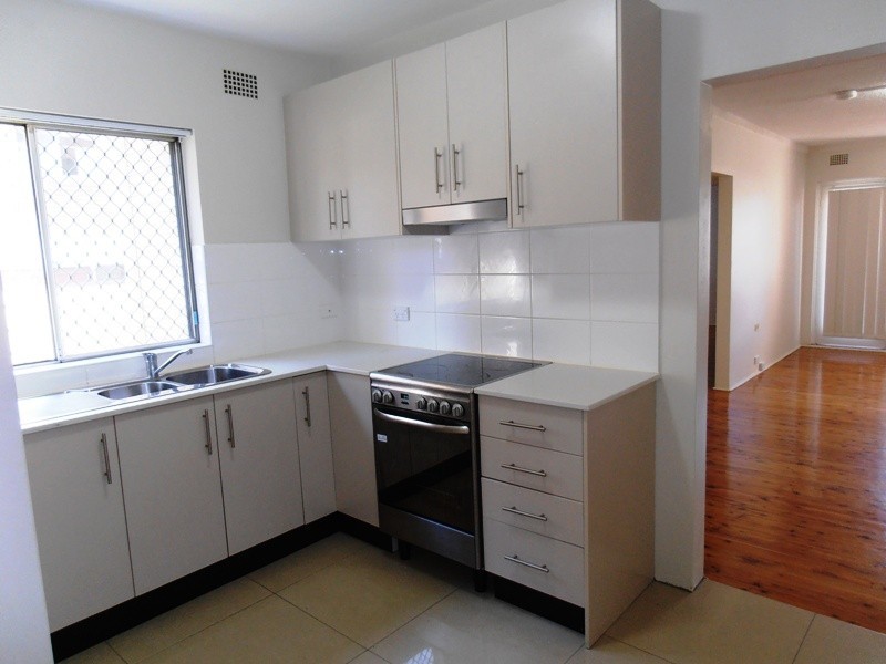 4 /21 FOURTH AVE, Campsie NSW 2194