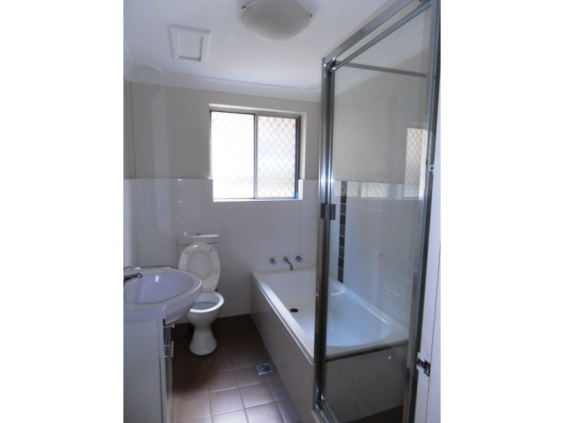 4 /21 FOURTH AVE, Campsie NSW 2194