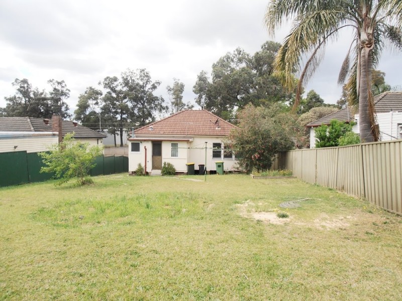 186 JOSPEH STREET, Regents Park NSW 2143