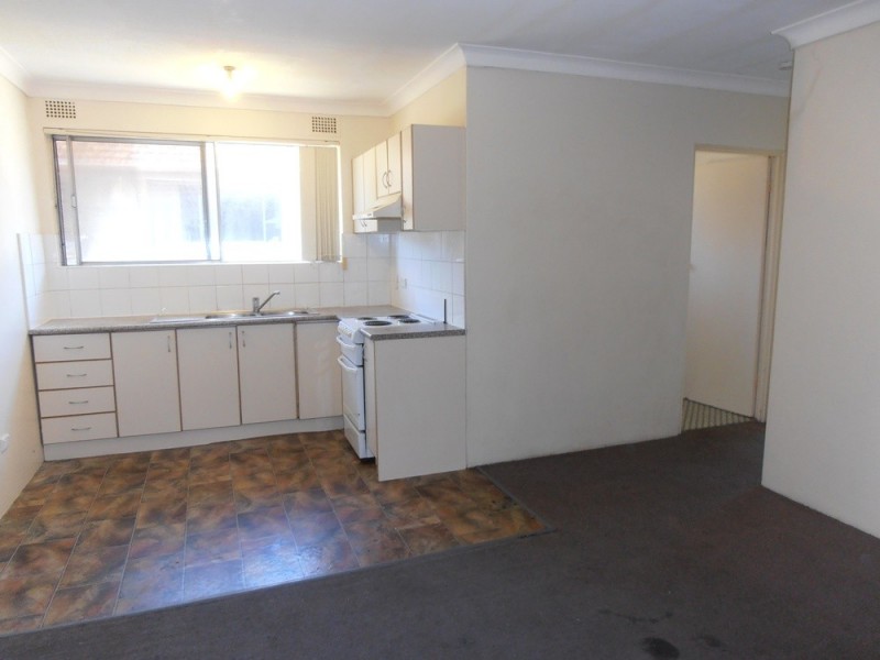 8/120 Harrow Road, Auburn NSW 2144