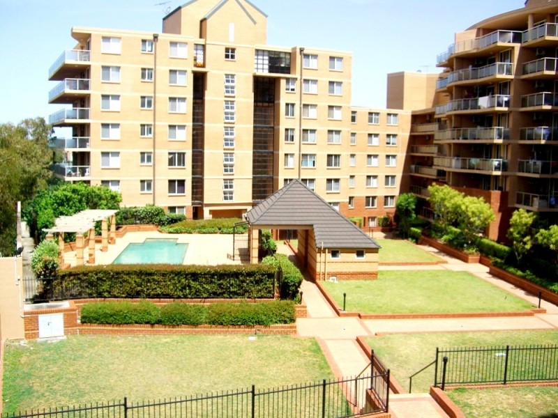 6/2 MACQUARIE ROAD, Auburn NSW 2144