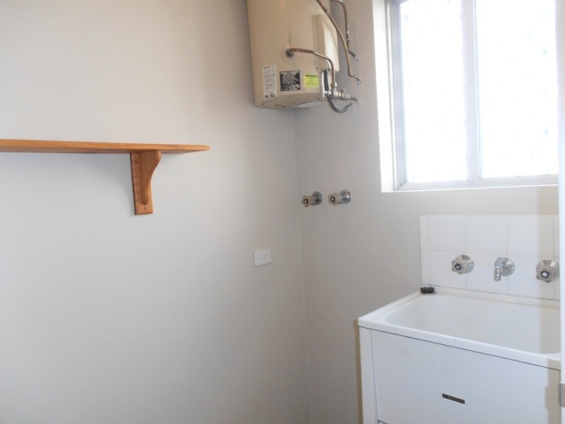 2/10-12 Kerr Parade, Auburn NSW 2144