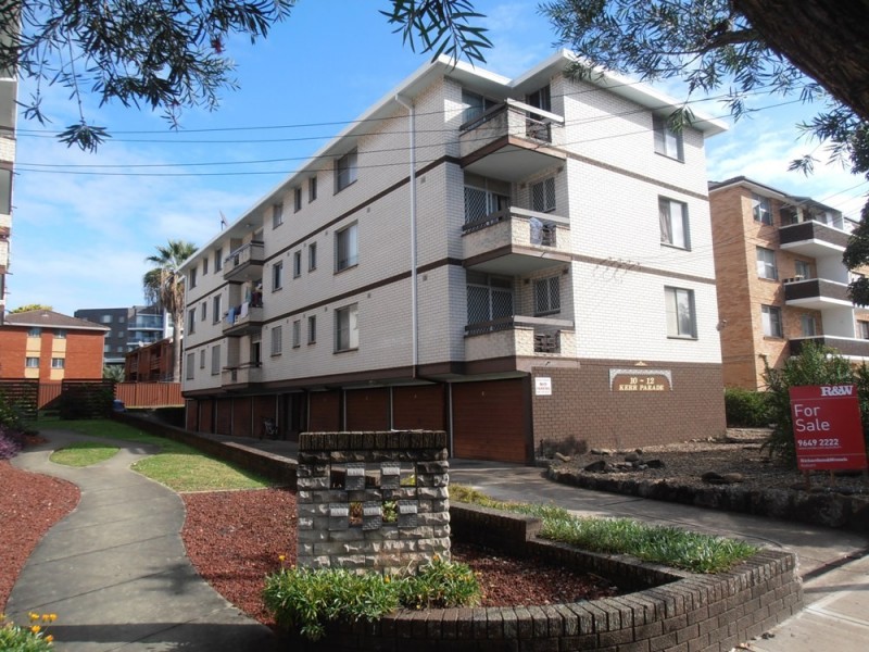 2/10-12 Kerr Parade, Auburn NSW 2144