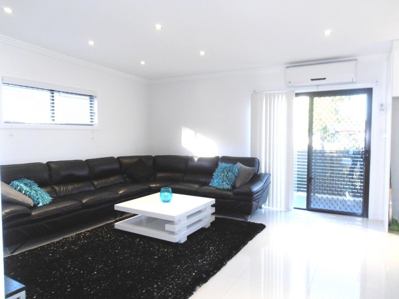 127 The Avenue, Granville NSW 2142