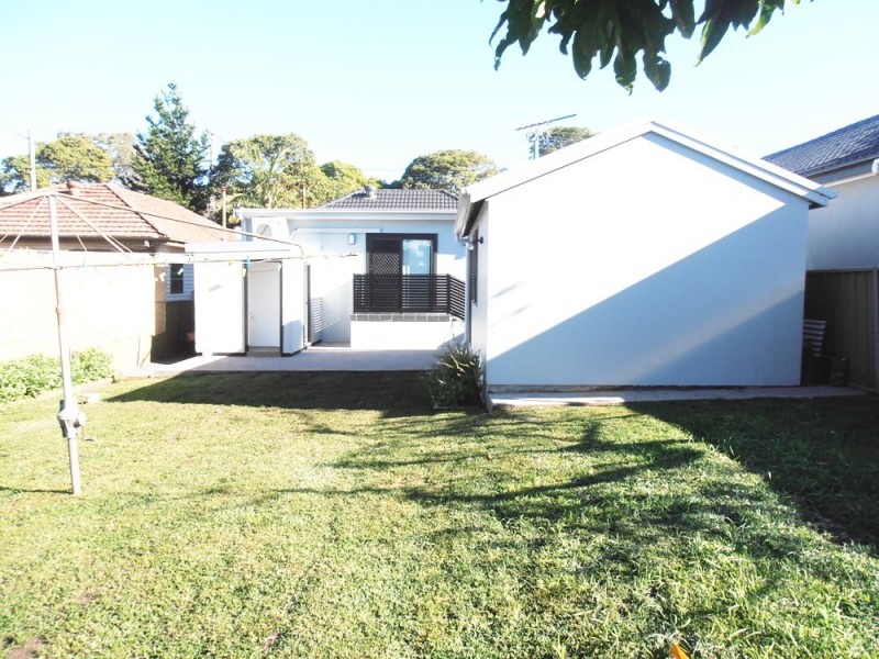 127 The Avenue, Granville NSW 2142