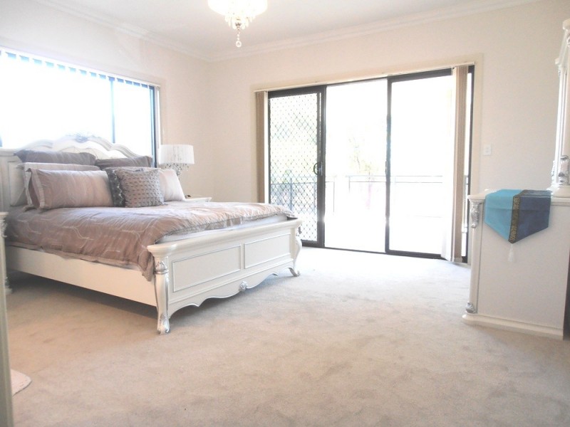 16 Alcoomie Street, Villawood NSW 2163