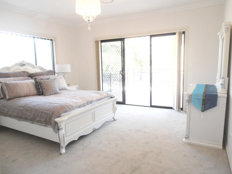 16 Alcoomie Street, Villawood NSW 2163
